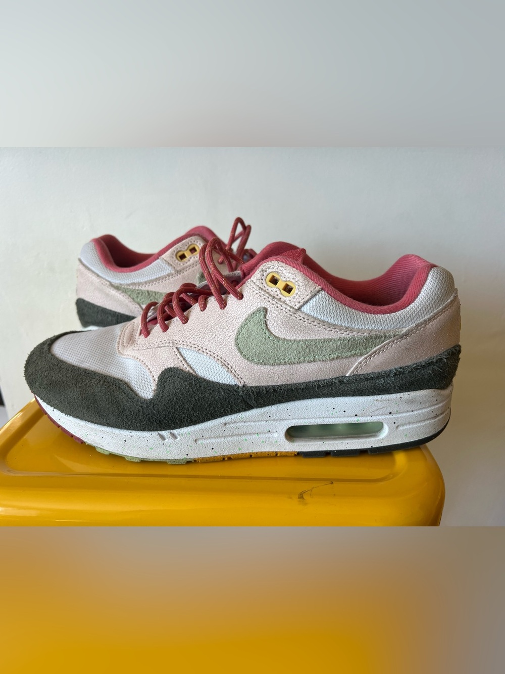 Nike Air Max 1 Easter Celebration 10.5 Men’s